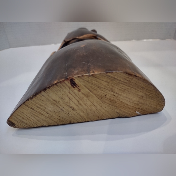 Hand Carved African Wood Statue 11" Tall - Picture 7 of 9